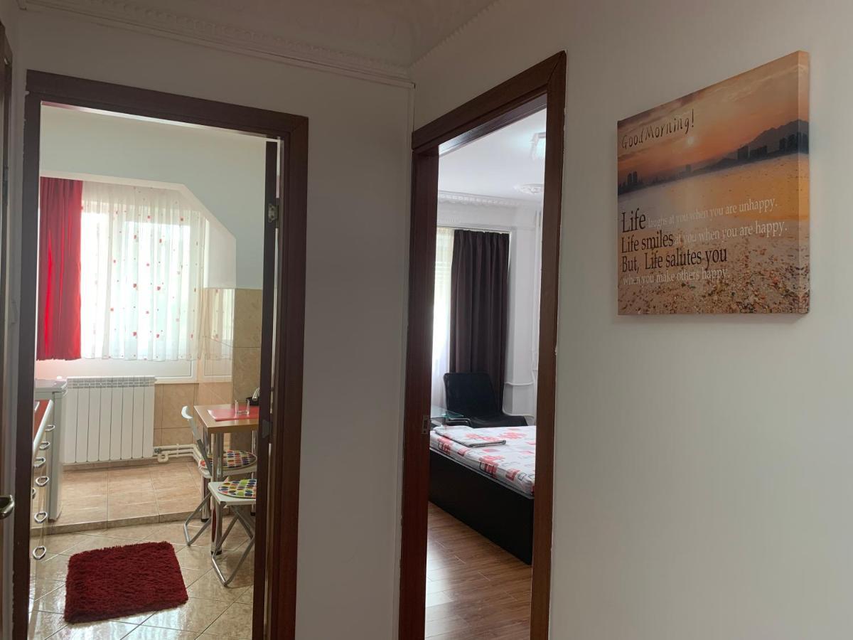 Center Apartment Galati  Exterior photo