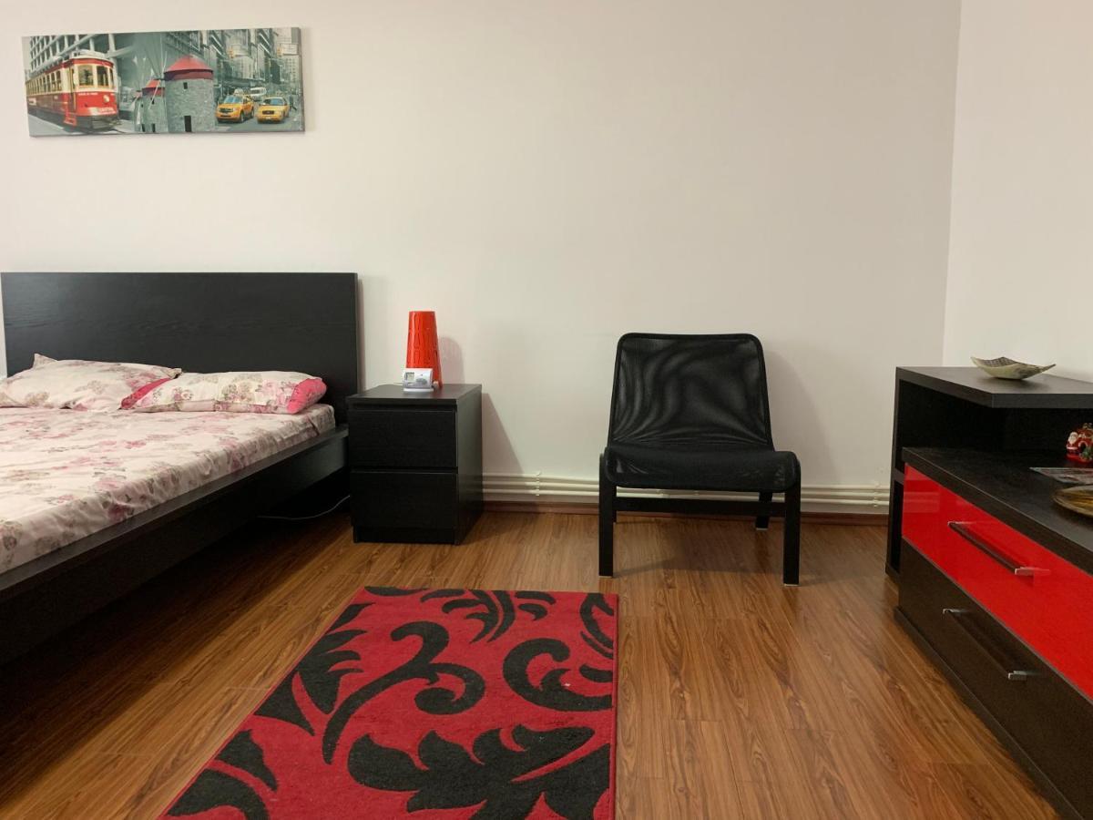 Center Apartment Galati  Exterior photo